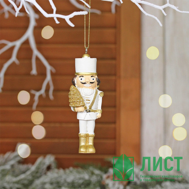 Украшение декор.подвеска пластик "Солдатик Рождественский" 10см цв.белый/золото арт.916-1735